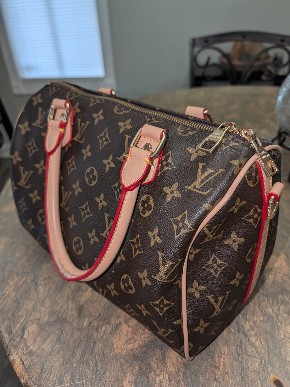 Authentic Louis Vuitton Speedy 30 Monogam Bag Excellent Cond.